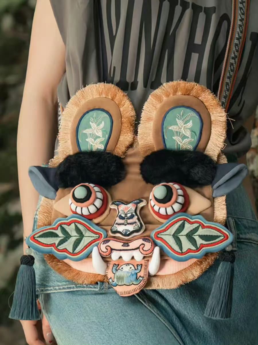 ✅ The Viral Tiger Bag Seen Everywhere