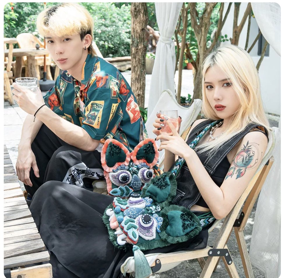 ✅ The Viral Tiger Bag Seen Everywhere